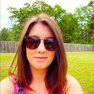 Meet your Posher, Tiffany